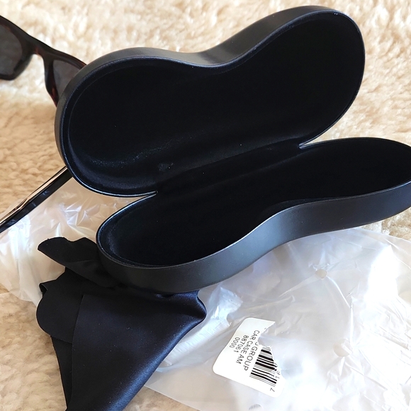 NWT Carrera Men's Dark Tortoise Sunglasses With Case & Cleaning Cloth πΆ π π - Picture 9 of 16